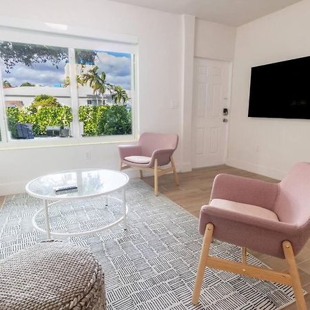 Stylish 2Bed Apartment El Portal Miami Exteriör bild