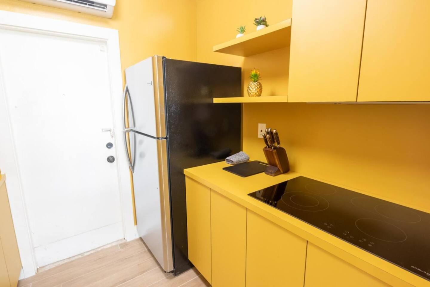 Stylish 2Bed Apartment El Portal Miami Exteriör bild